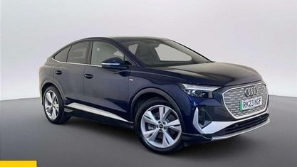 Begagnad Audi Q4 Sportback e-tron S-Line 219 kW (299 HK) 2023 Blå SUV