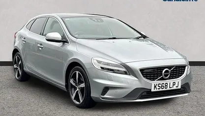 Used Volvo V40 R-Design 152 HP (111 kW) 2018 Silver Hatchback