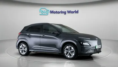 Used Hyundai Kona Premium 100 kW (136 HP) 2022 Grey SUV