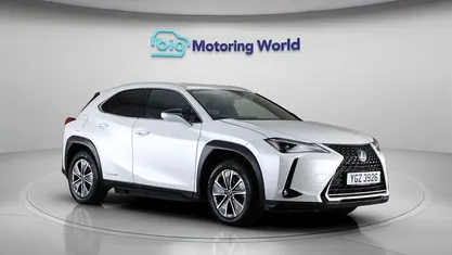 Used Lexus UX 150 kW (204 HP) 2022 White SUV