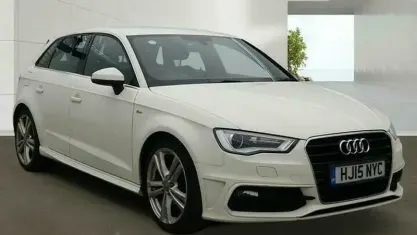 Begagnad Audi A3 Sportback S-Line 125 HK (91 kW) 2015 Halvkombi