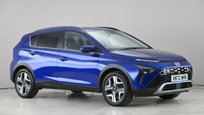 Begagnad Hyundai Bayon Premium 101 HK (74 kW) 2023 Blå SUV