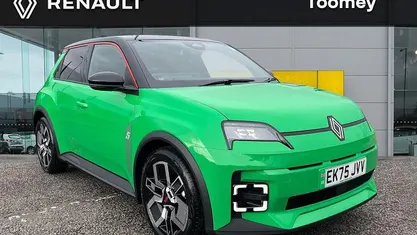 Used 2025 Renault 5 E-Tech Urban Hatchback | £20,995 (Super price)