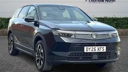 Used Vauxhall Grandland X Ultimate 136 HP (100 kW) 2024 Black SUV
