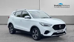 White Used 2023 MG ZS Excite Sedan | £12,500 (Fair price)