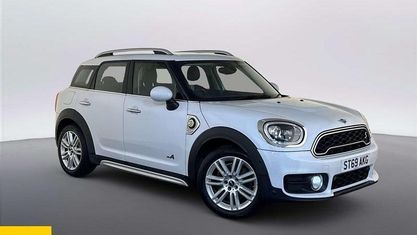 Begagnad Mini Cooper S Exclusive 224 HK (164 kW) 2020 Halvkombi