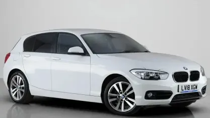 Used BMW 118 Sport Line 136 HP (100 kW) 2017 White Hatchback