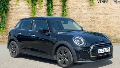 Used Mini Cooper Classic 136 HP (100 kW) 2022 Black Hatchback