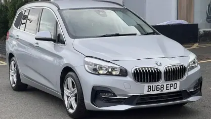 Used BMW 218 Luxury Line 140 HP (102 kW) 2018 Silver Estate