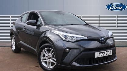 Begagnad Toyota C-HR 122 HK (89 kW) 2023 Grå SUV