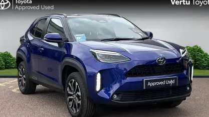 Used Toyota Yaris Cross Design 116 HP (85 kW) 2025 Blue SUV