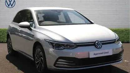 Used VW Golf VIII Style 150 HP (110 kW) 2023 Hatchback