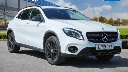 Used Mercedes GLA180 Urban 122 HP (89 kW) 2019 White SUV