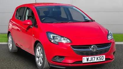 Usado Vauxhall Corsa 75 HP (55 kW) 2017 Vermelho Citadino