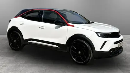 Used Vauxhall Mokka 100 kW (136 HP) 2023 White SUV