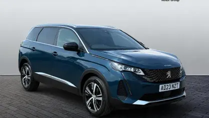 Used Peugeot 5008 GTi 131 HP (96 kW) 2024 Blue SUV
