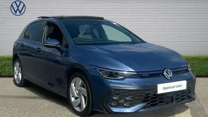 Used VW Golf VIII GTE 272 HP (200 kW) 2025 Blue Hatchback
