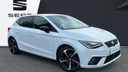 Używany Seat Ibiza FR Sport 80 KM (58 kW) 2023 Biały Hatchback