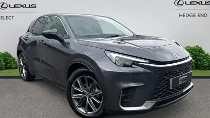 Second-hand Lexus LBX 136 CP (100 kW) 2025 Gri SUV