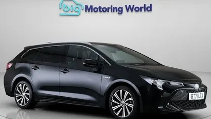 Used Toyota Corolla Design 122 HP (89 kW) 2021 Black Estate