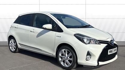 Second-hand Toyota Yaris Hybrid Sport 101 CP (74 kW) 2015 Hatchback