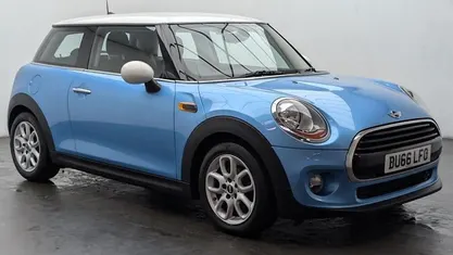 Used Mini Cooper Hatch 136 HP (100 kW) 2016 Blue Hatchback