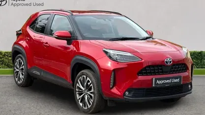 Used Toyota Yaris Cross 116 HP (85 kW) 2023 Red SUV