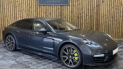 Used Porsche Panamera 462 HP (339 kW) 2020 Hatchback