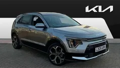 Used 2025 Kia Niro SUV | £27,627 (Fair price)