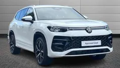 Used 2025 VW Tayron R-line SUV | £41,795 (Fair price)