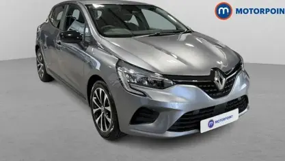Usado Renault Clio V Evolution 145 HP (106 kW) 2023 Cinzento Citadino