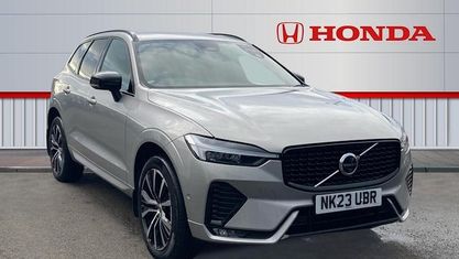 Usado Volvo XC60 Plus 197 HP (144 kW) 2023 Prateado SUV