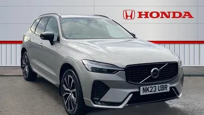 Used Volvo XC60 Plus 197 HP (144 kW) 2023 Silver SUV