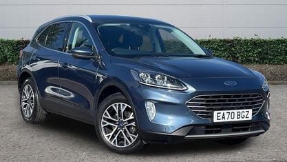 Begagnad Ford Kuga Titanium 120 HK (88 kW) 2020 Blå SUV