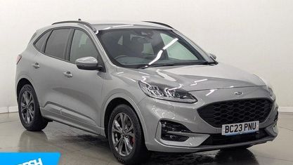 Używany Ford Kuga ST-Line 150 KM (110 kW) 2023 Srebrny SUV