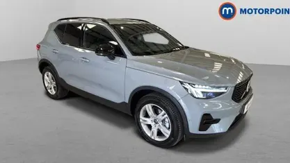 Used Volvo XC40 Plus 197 HP (144 kW) 2023 Grey SUV