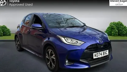 Used Toyota Yaris Design 116 HP (85 kW) 2025 Blue Hatchback