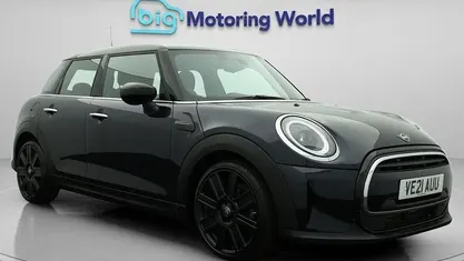 Used 2021 Mini Cooper Exclusive Hatchback | £16,500 (Fair price)
