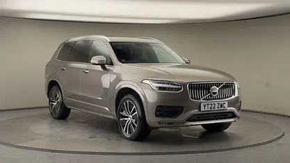 Pebble grey Used 2021 Volvo XC90 Momentum SUV | £30,250 (Fair price)