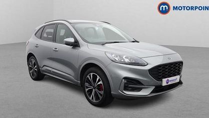 Second-hand Ford Kuga ST-Line X 224 CP (164 kW) 2023 Argintiu SUV