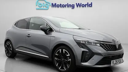 Used 2025 Renault Clio V Techno Hatchback | £18,100 (Fair price)