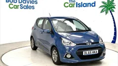 Blue Used 2016 Hyundai i10 Premium Hatchback | £10,250 (Fair price)