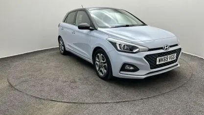 Used Hyundai i20 84 HP (61 kW) 2019 Grey Hatchback