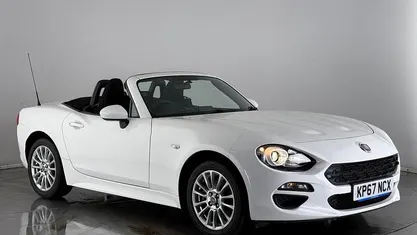White Used 2017 Fiat 124 Spider Classica Cabriolet | £11,050 (Good price)