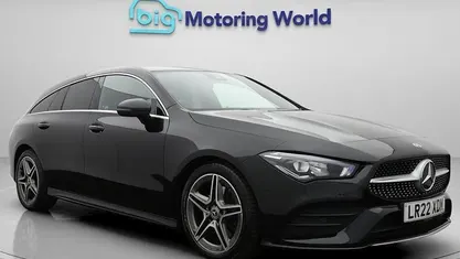 Begagnad Mercedes CLA200 Shooting Brake AMG line 163 HK (119 kW) 2022 Svart Kombi