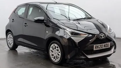 Used 2020 Toyota Aygo X-play Hatchback | £7,650 (Good price)