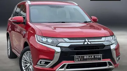 Used Mitsubishi Outlander P-HEV 177 HP (130 kW) 2018 Estate