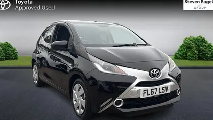 Used Toyota Aygo X-play 69 HP (50 kW) 2018 Hatchback