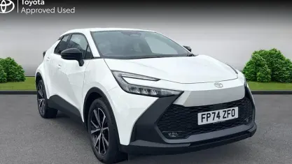 Used Toyota C-HR Design 223 HP (164 kW) 2024 Pure white SUV