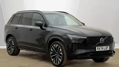 Used Volvo XC90 Plus 250 HP (183 kW) 2025 Black SUV